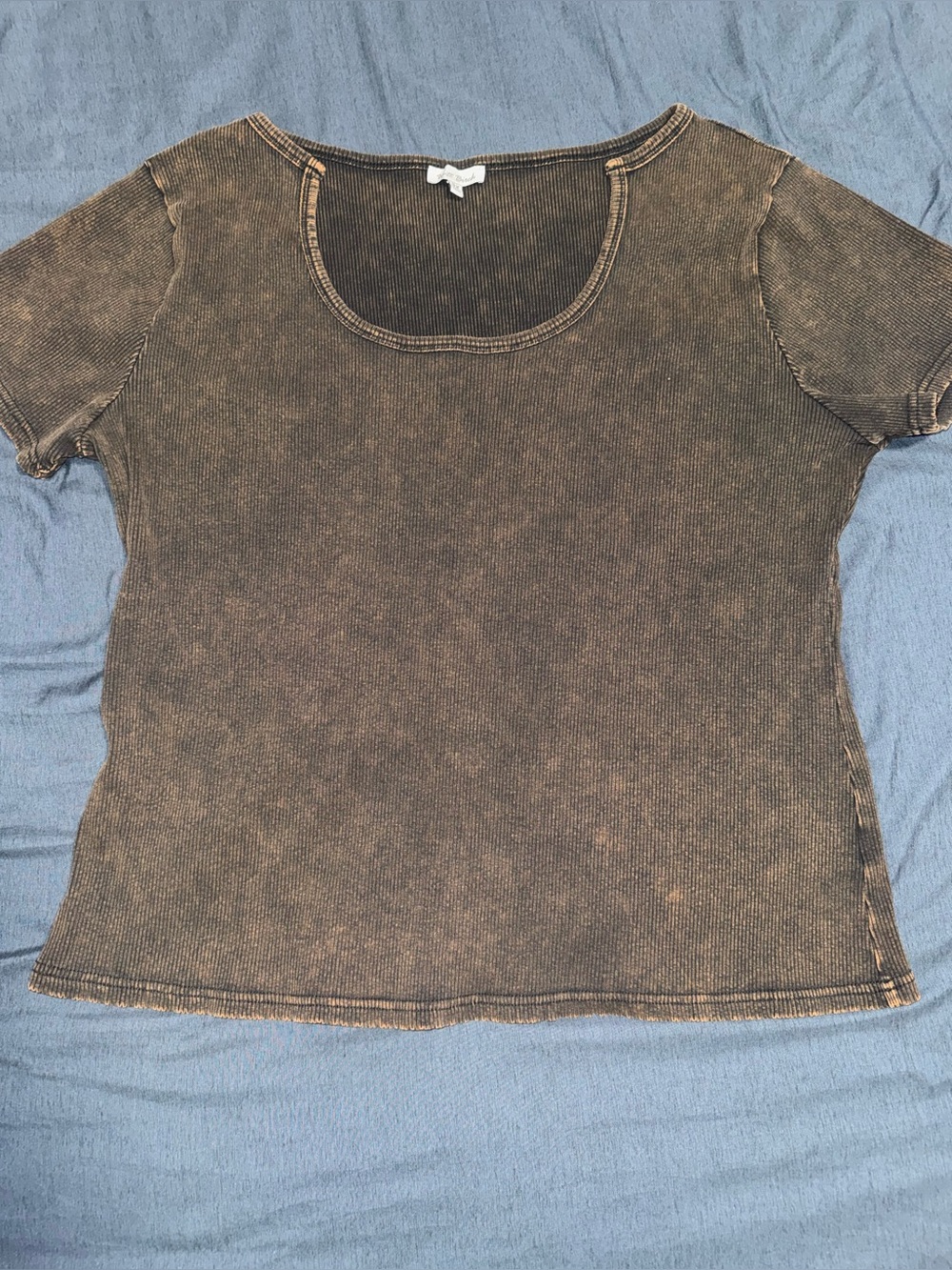 NWOT White Birch Acid Wash Brown Short-Sleeve Scoop Neck Top 3XL